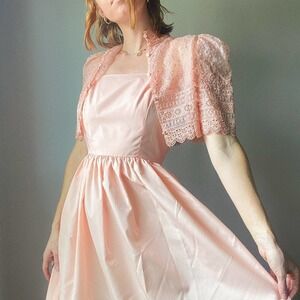 Vintage 1970s Vicky Vaughn Peach Fit + Flare Dress w/ Short Sleeve Cardi